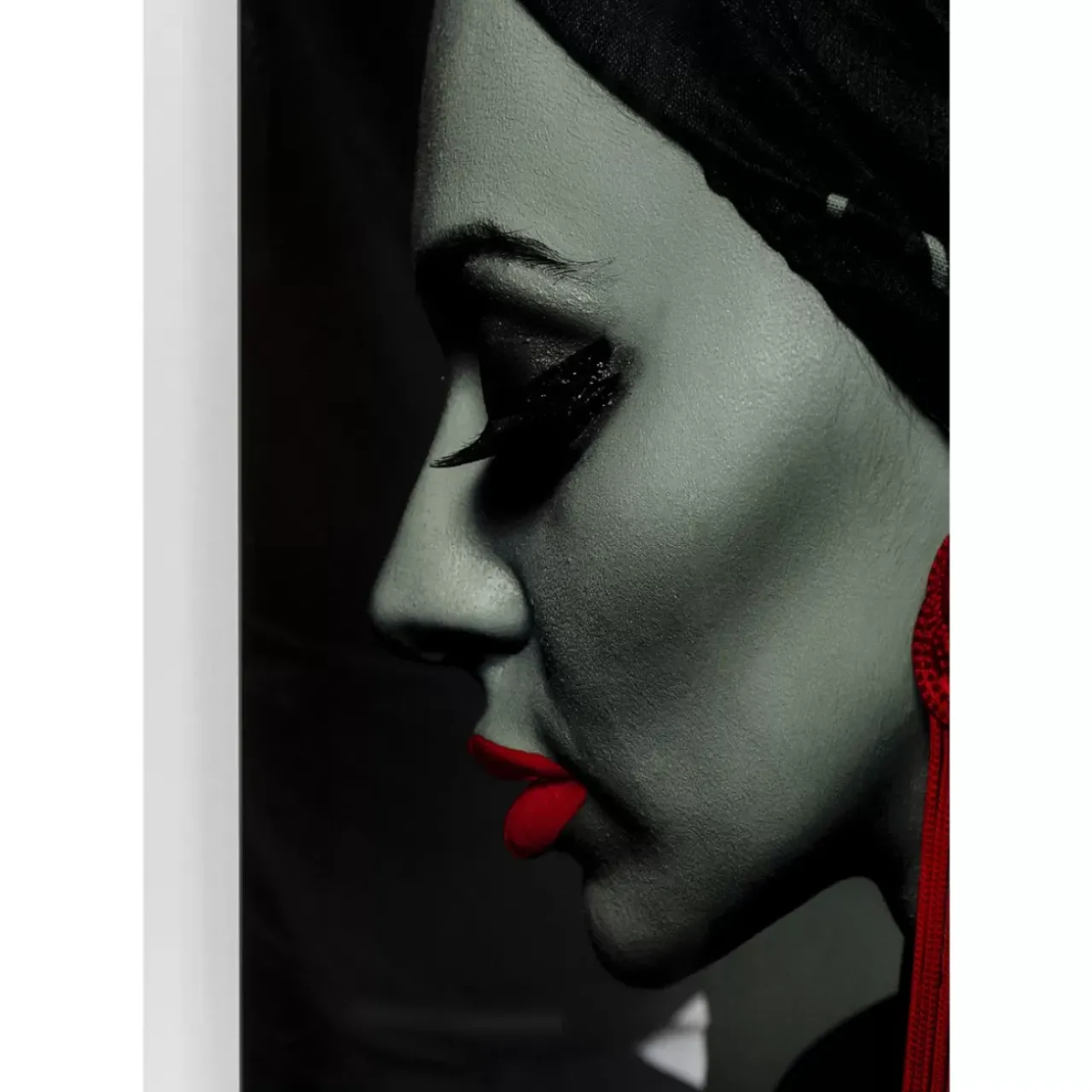 KARE Design Bilder-Bild Glas Lady Red Earring 80X120