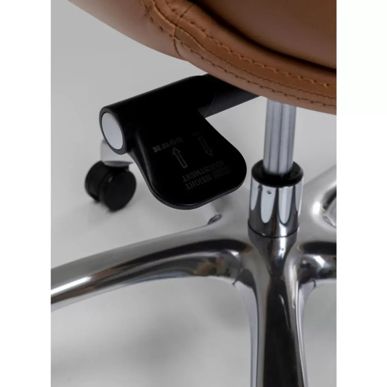 KARE Design Stühle-Burodrehstuhl Brady Silber